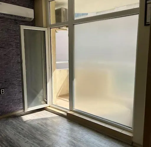 двустаен с басейн глобал Slantschew brjag