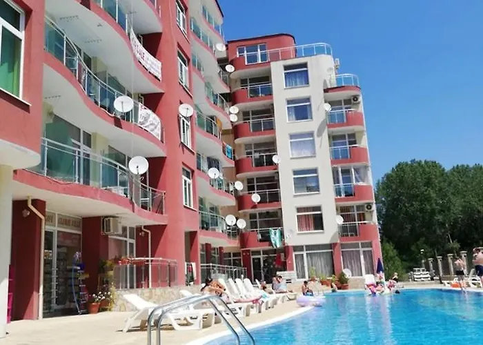 Apartman двустаен с басейн глобал