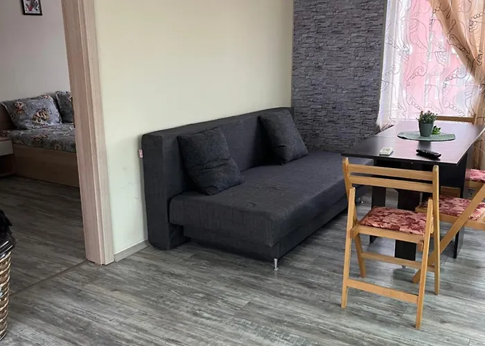 двустаен с басейн глобал Apartman *